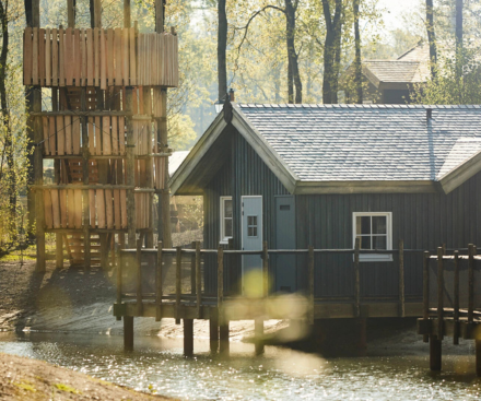 Lakeside Comfort Room (sleeps 6)